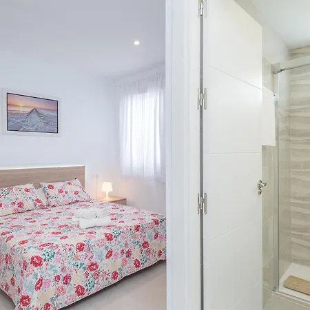 Aire Siroco - Beach 13 Apartament *